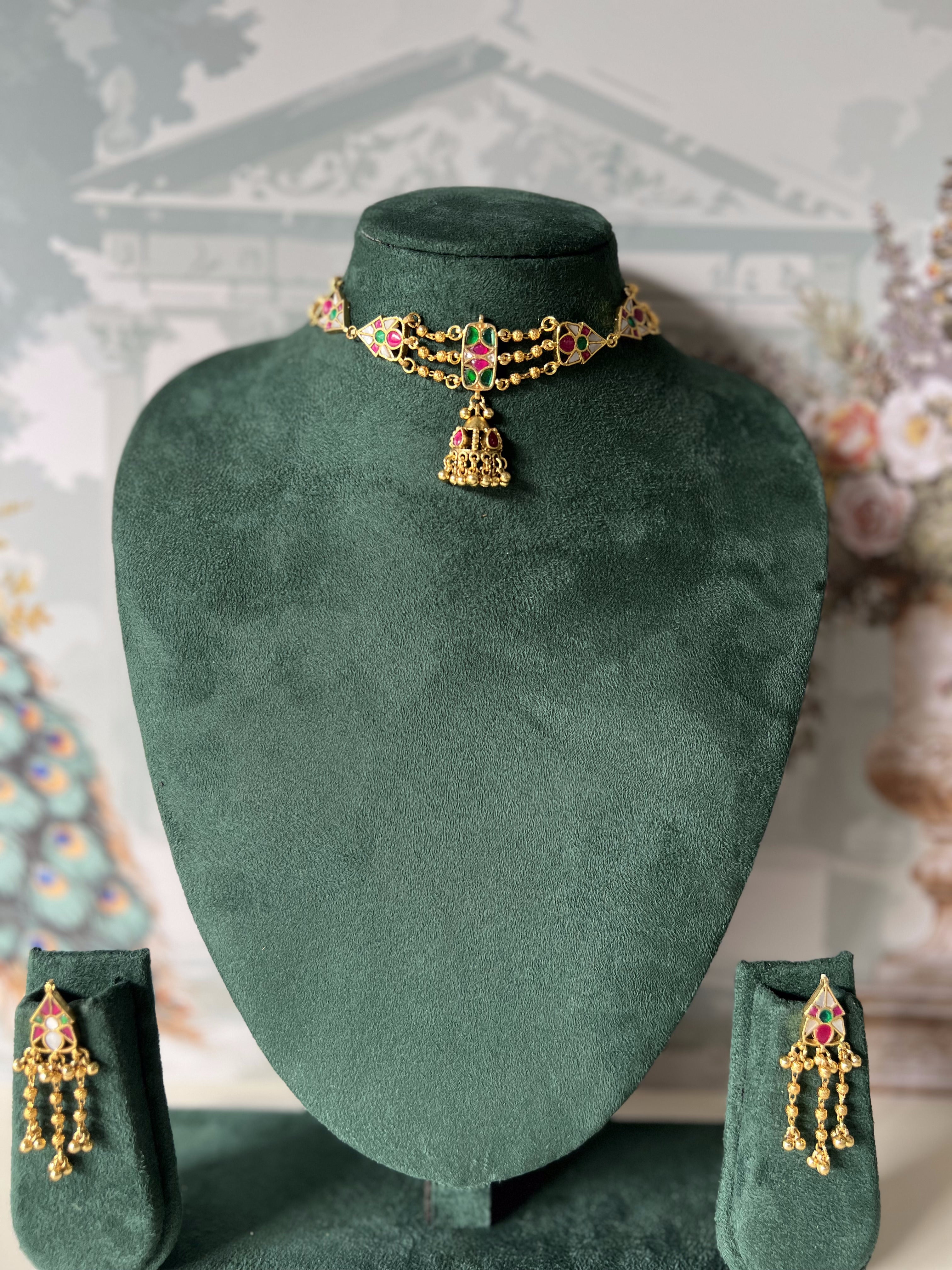 Antique Gold Meenakari Necklace with Jhumka Pendant – Ruby, Emerald & Kundan Enamel Chain Choke