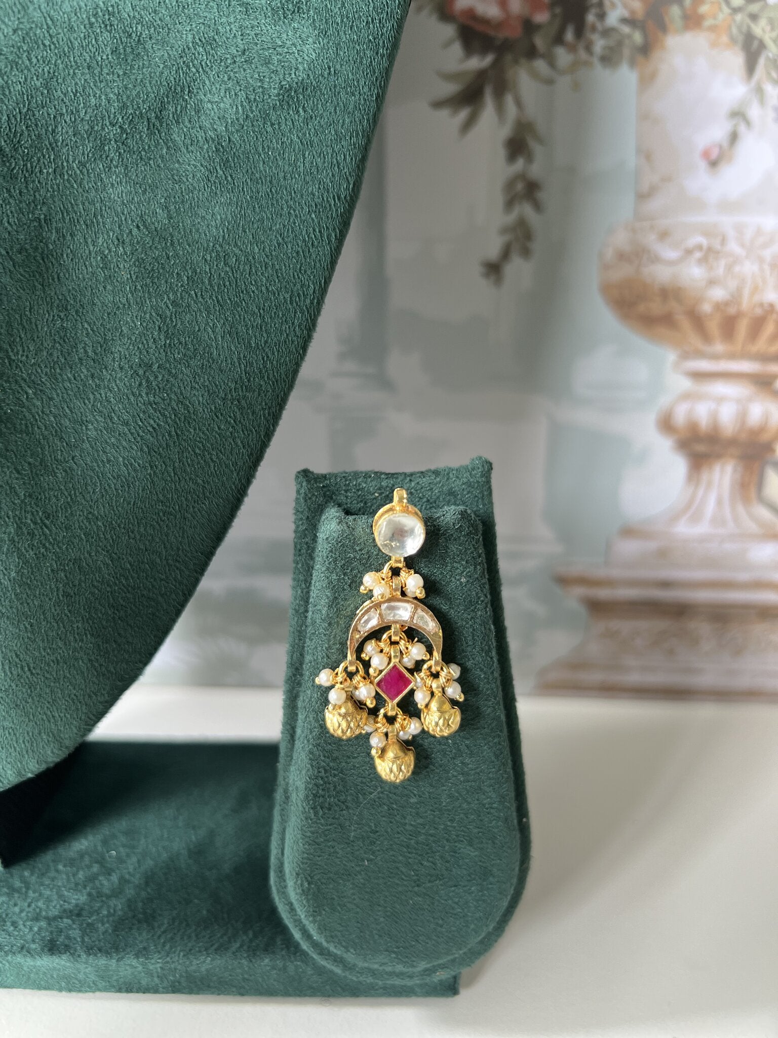 Kiran Jadau Kundan Necklace