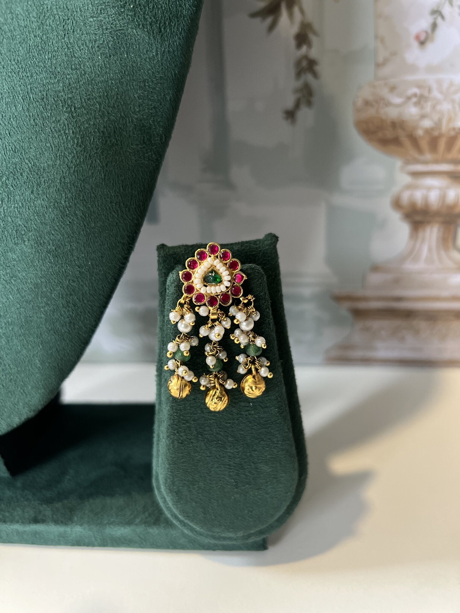 Vintika Heritage Jadau Kundan Choker Set