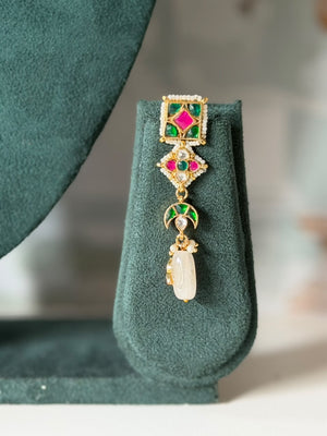 Green and pink jadau choker with kundan teardrop and carved bead drops