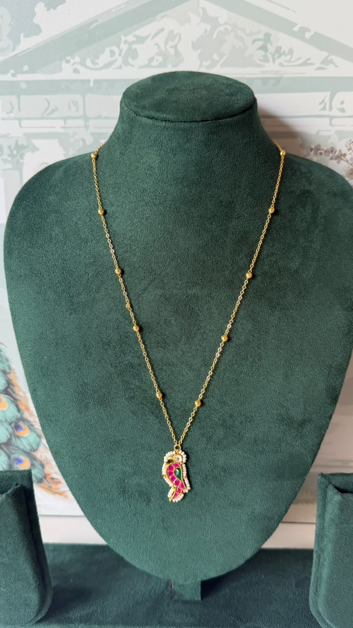 Multicolor Paisley Jadau Pendant Gold-Tone Necklace