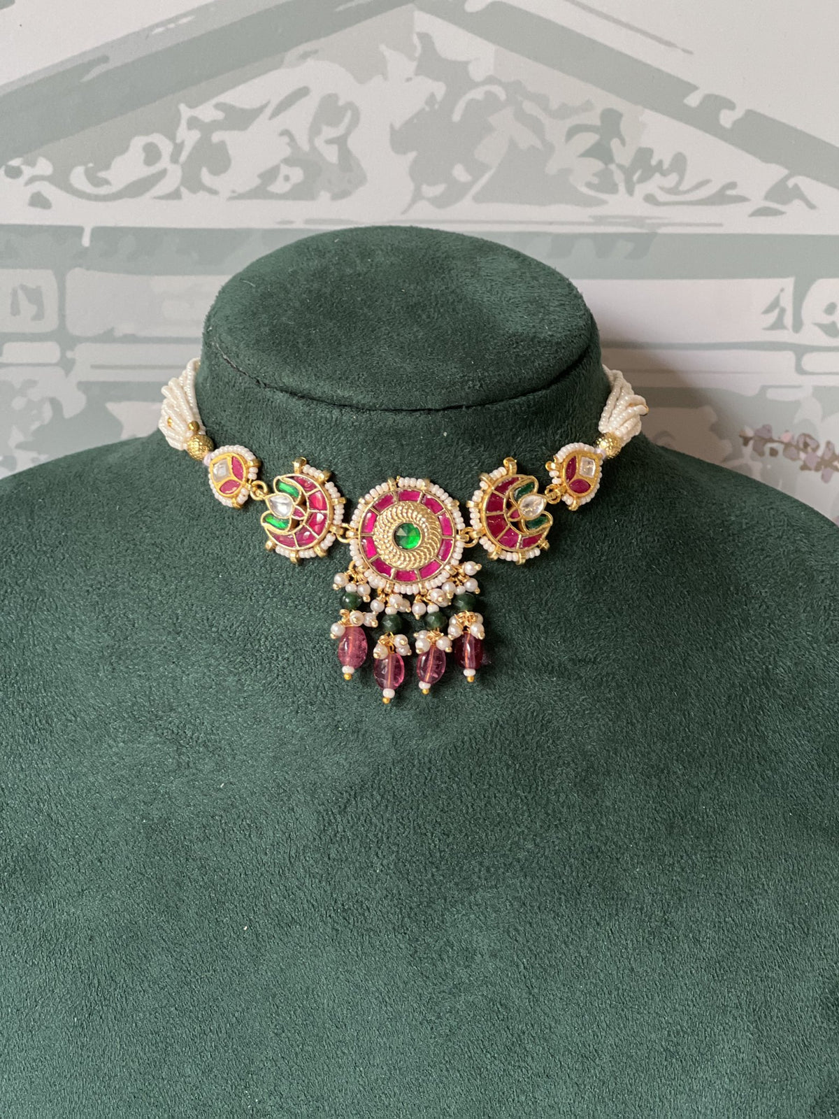 Gulnoor Jadau Kundan Choker Set
