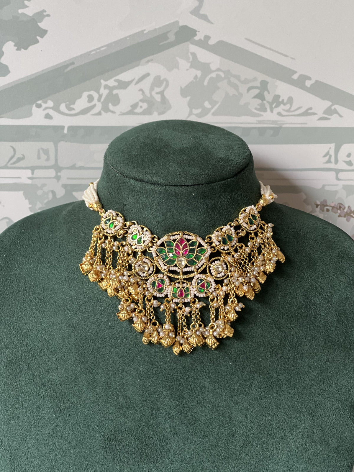 Kamalrang Jadau Kundan Collar Necklace Set