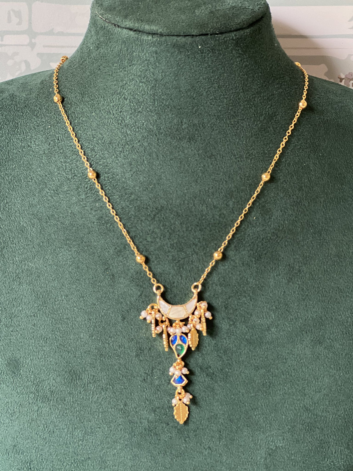 Neelpankh Jadau Pendant Chain Set